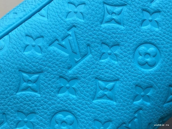 WIS VUITTON POCHETTE VOYAGE-27*21*6CM LOUIS 0903